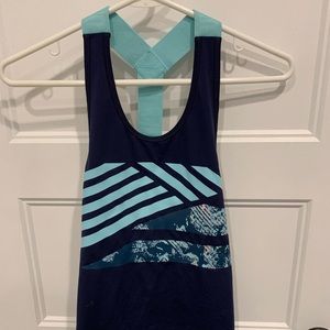 Underarmour workout tank!